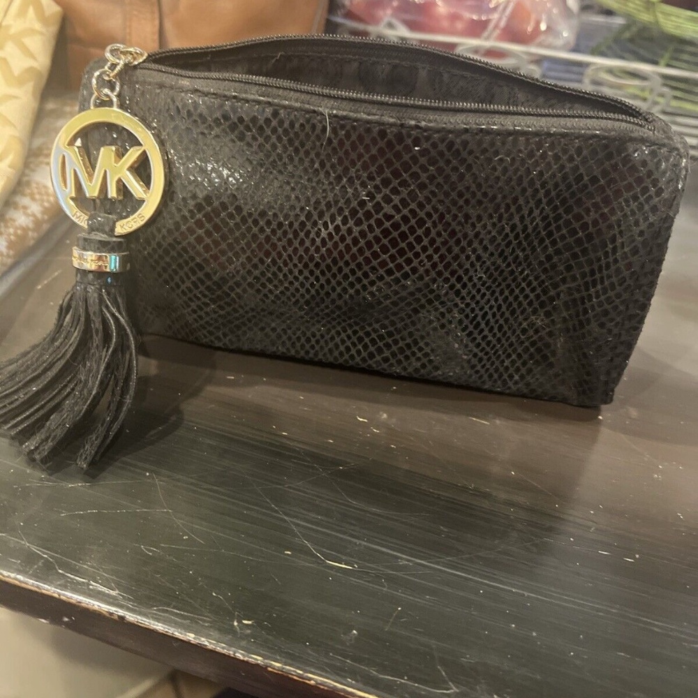 Michael Kors Limited Edition 2012 x Estee Lauder Cosmetic Bag/Pouch